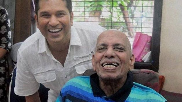 Sachin Tendulkar with his coach Ramakant Achrekar